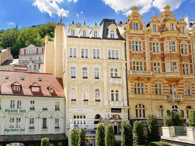Heluan Hotel