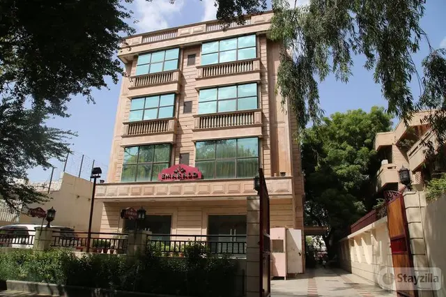 Emarald Hotel
