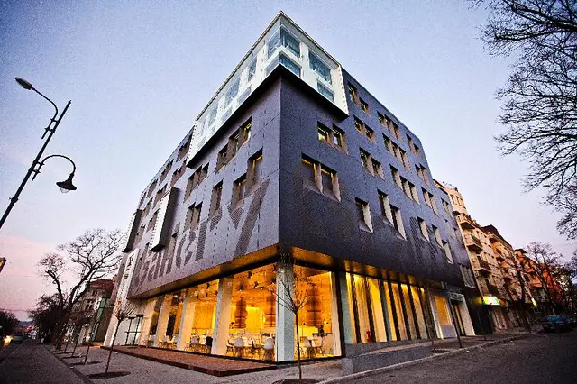 Graffit Gallery Hotel