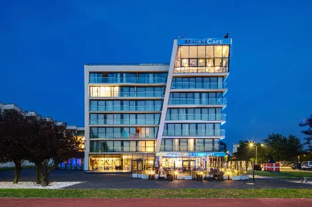Marine Hotel by Zdrojowa