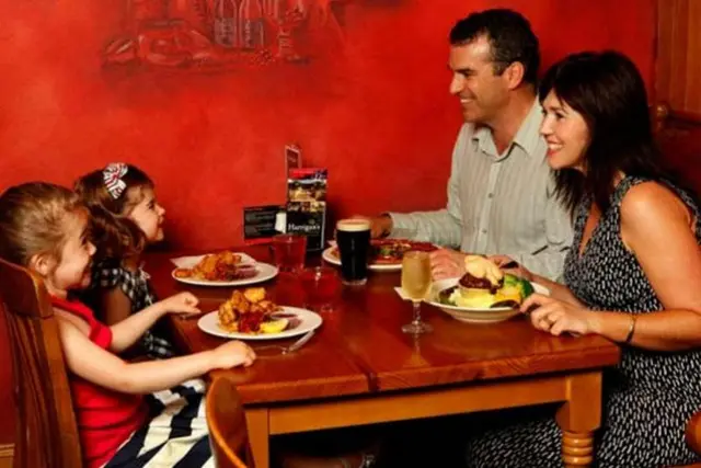 Harrigan's Irish Pub & Accommodation