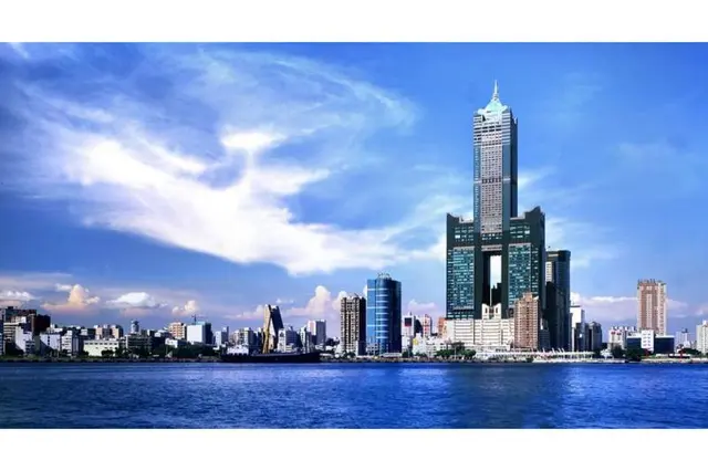 85 Sky Tower Hotel