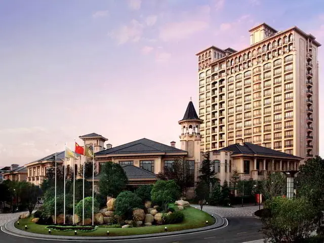Chateau Star River Pudong