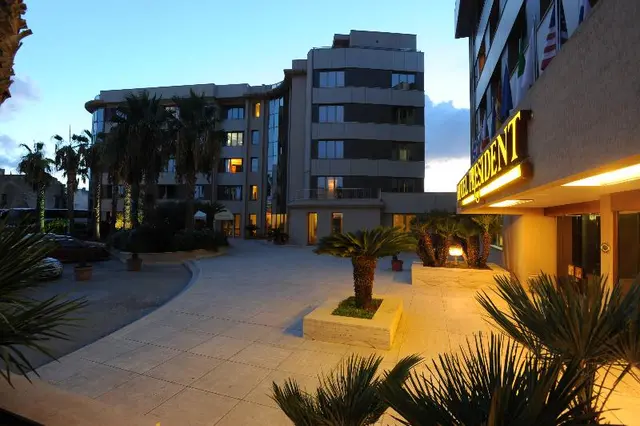 Hotel President