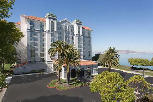 Embassy Suites San Francisco Airport Waterfront