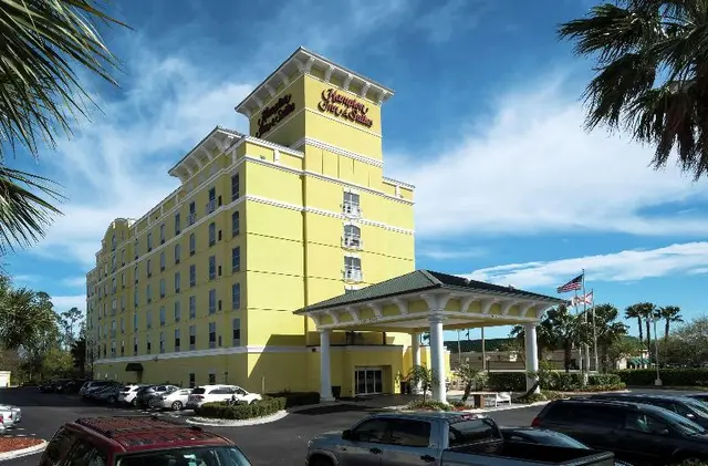 Hampton Inn & Suites Jacksonville Deerwood Park