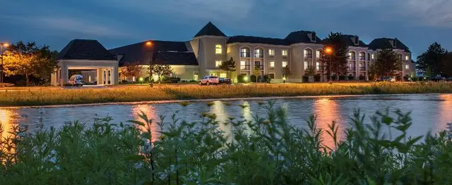 DoubleTree by Hilton Chicago Wood Dale - Elk Grove