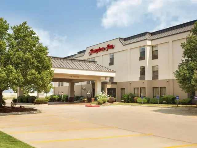 Hampton Inn Shawnee