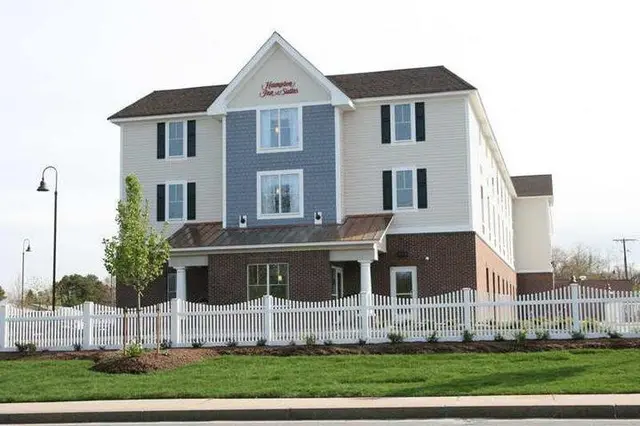 Hampton Inn & Suites Cape Cod-West Yarmouth