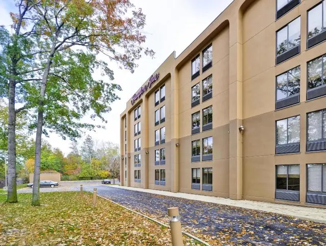 Hampton Inn Cleveland-Westlake