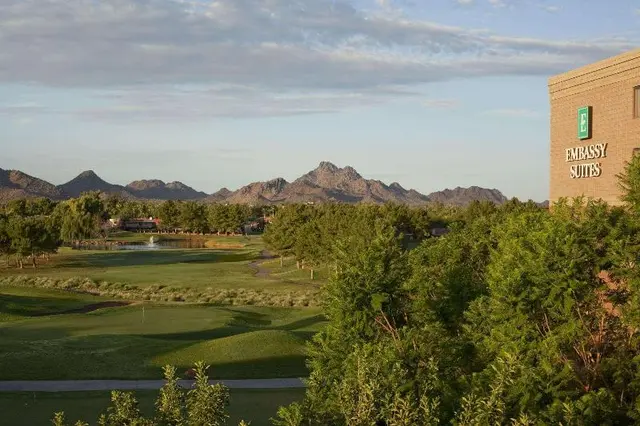 Embassy Suites by Hilton Phoenix Scottsdal