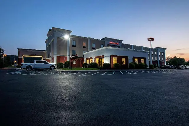 Hampton Inn Pine Grove