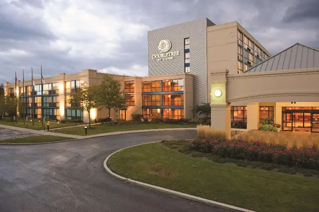 Doubletree Hilton Hotel Chicago Arlington Heights