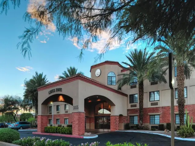 Hilton Vacation Club Varsity Club Tucson