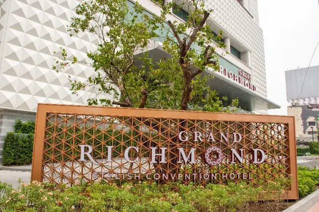 Grand Richmond Stylish Convention Hotel