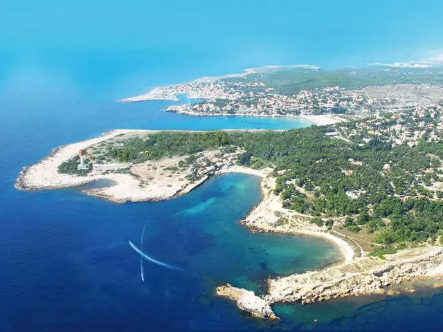 Campanile NATURE - Martigues