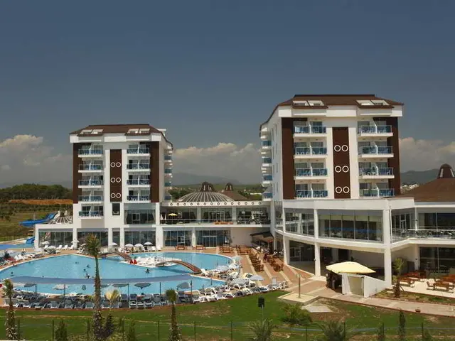 Cenger Beach Resort & Spa