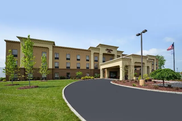 Hampton Inn Utica