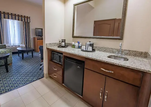 Hampton Inn & Suites Ridgecrest