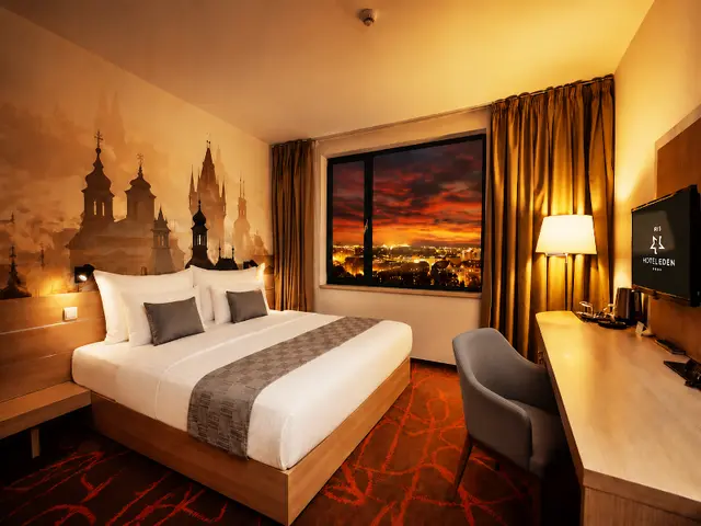 Iris Hotel Eden