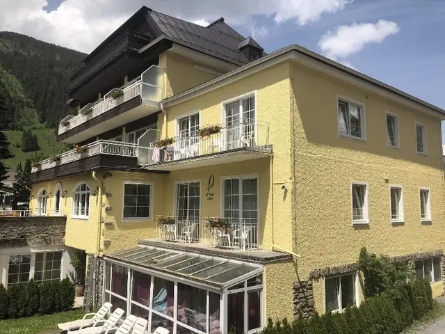 Der Lindenhof