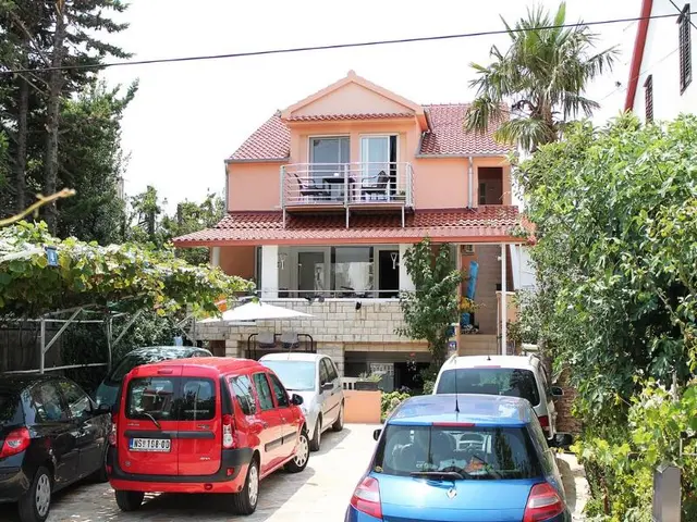 Apartments Ljiljana