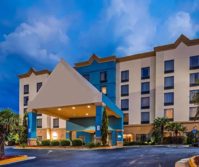 SKY POINT HOTEL & SUITES - ATLANTA AIRPORT