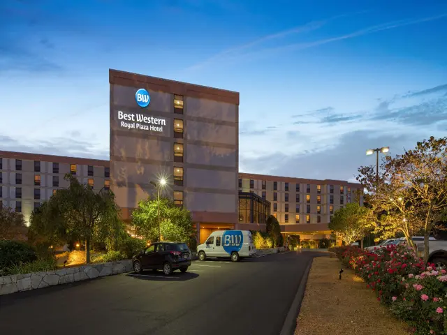 Best Western Royal Plaza Hotel & Trade Center
