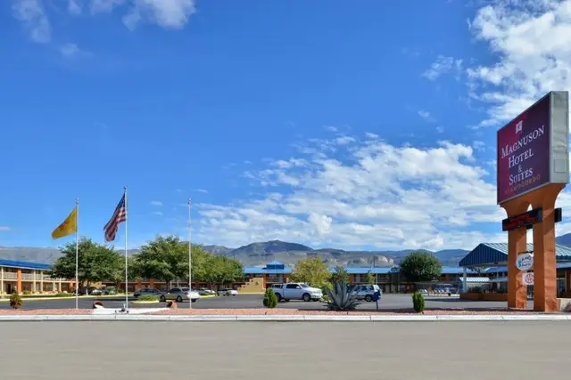 Magnuson Hotel Alamogordo Suites