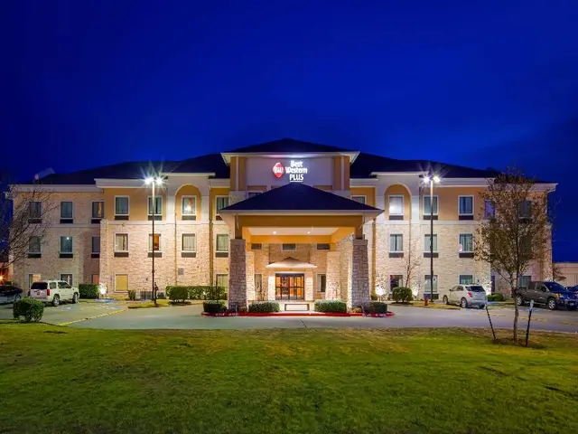 Best Western Plus Christopher Inn & Suites