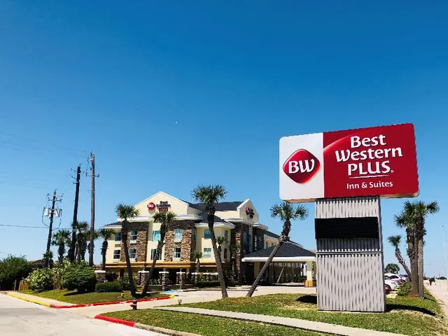 BW Plus Seawall Inn & Suites by the Beach