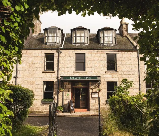 Balmoral Arms (Formerly Deeside Inn )