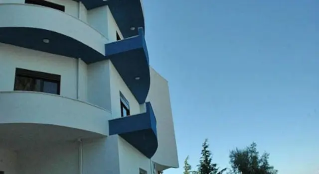 Hotel 1 Maji