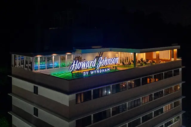 Howard Johnson by Wyndham Kota Kinabalu City C