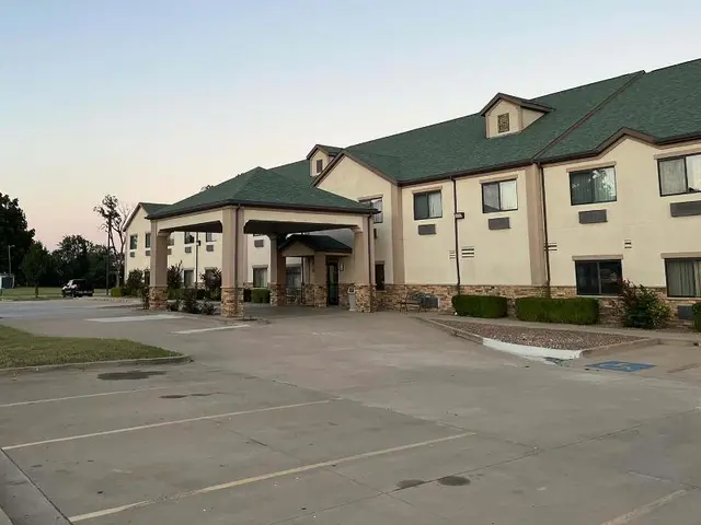 SureStay Plus Hotel by Best Western Coffeyville