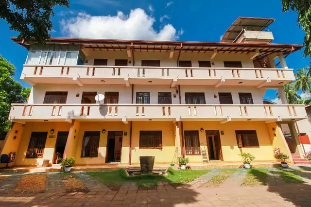 Green View Hotel