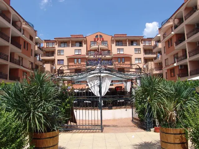 Apart-hotel Efir