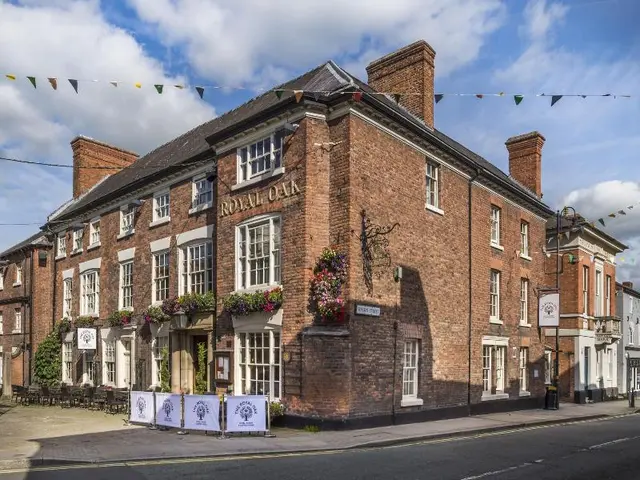 Royal Oak Hotel