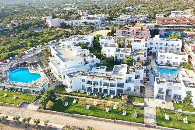 Maritimo Beach Hotel