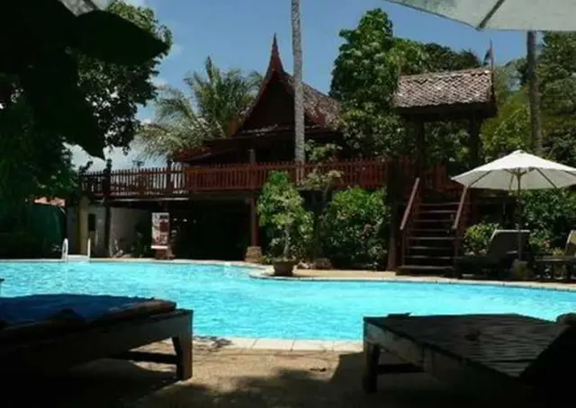 Harry's bungalow & Restaurant