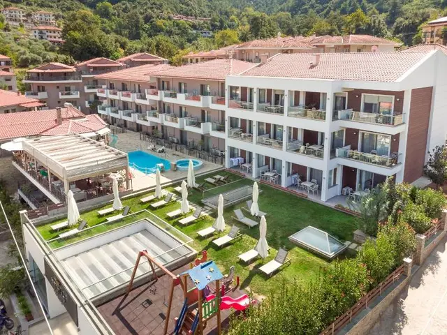 Ntinas Luxyry Apart Hotel