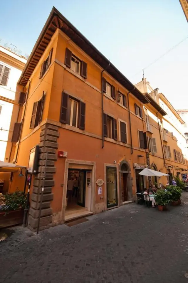 Trevi 41