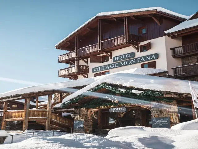 Village Montana Hotel