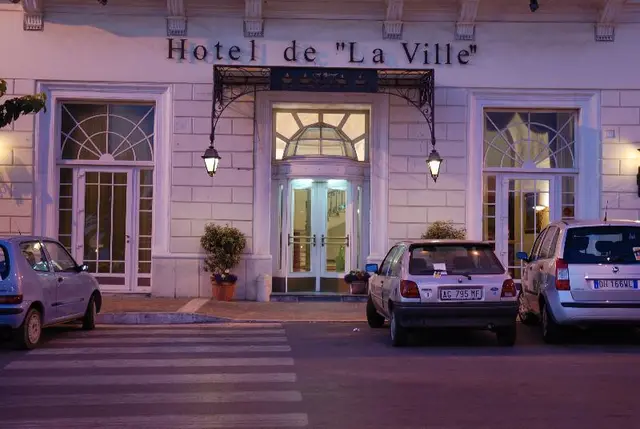 De la Ville