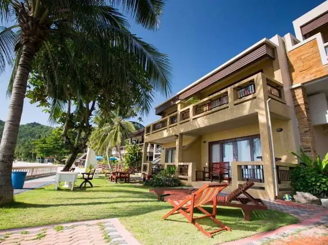 Crystal Bay Beach Resort