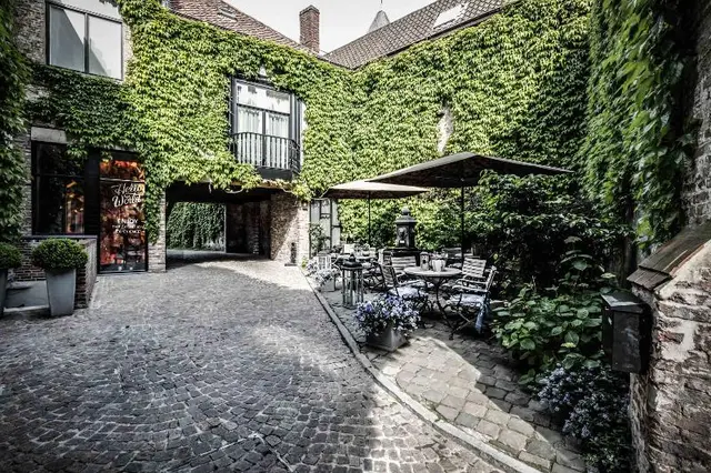 Hotel De Castillion - Small elegant hotel