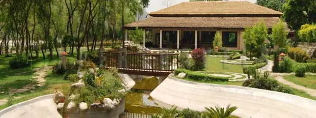The Riverview Retreat