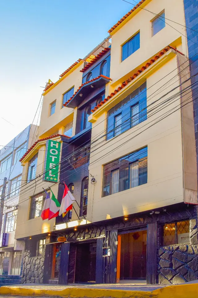 Balsa Inn