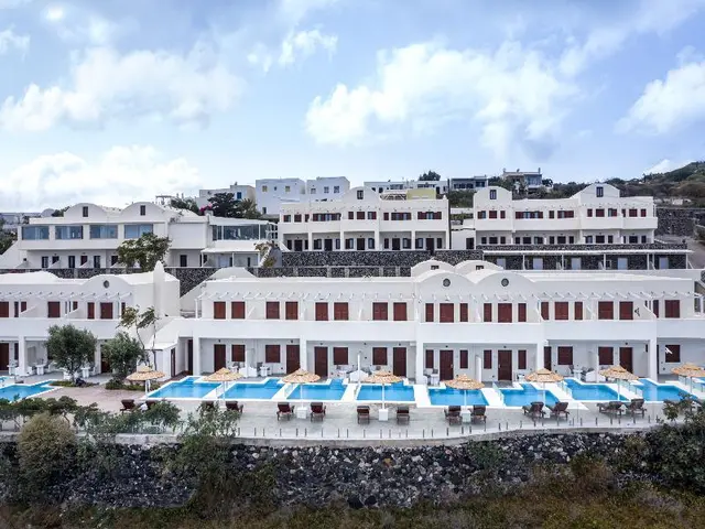 Splendour Hotel and suites 