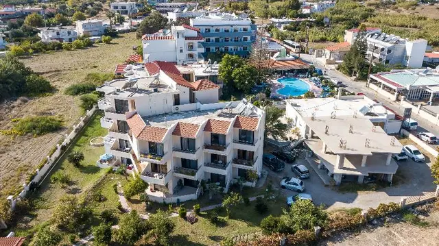 Lyristis Apartments Plus